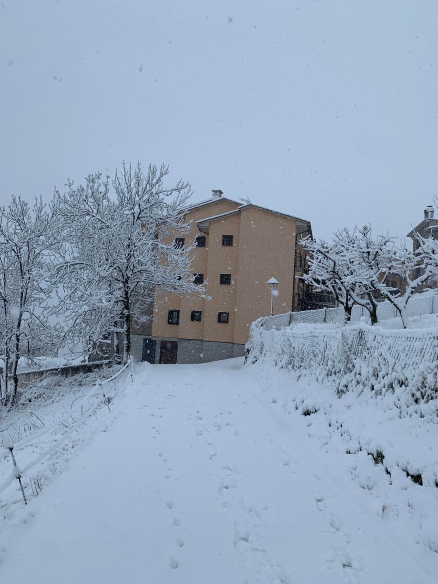 Saldes Pedraforca Apartment Exterior photo